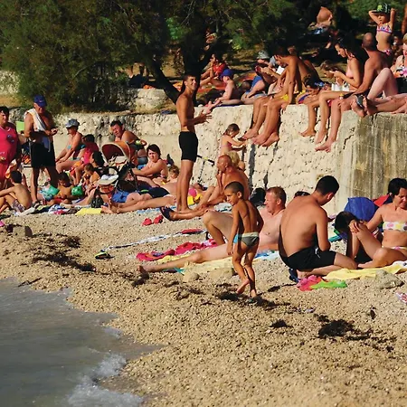 Σπίτι διακοπών In With Swimming Pool